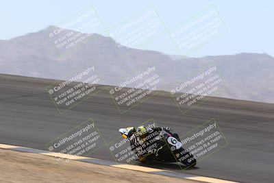 media/Apr-10-2022-SoCal Trackdays (Sun) [[f104b12566]]/Bowl (11am)/